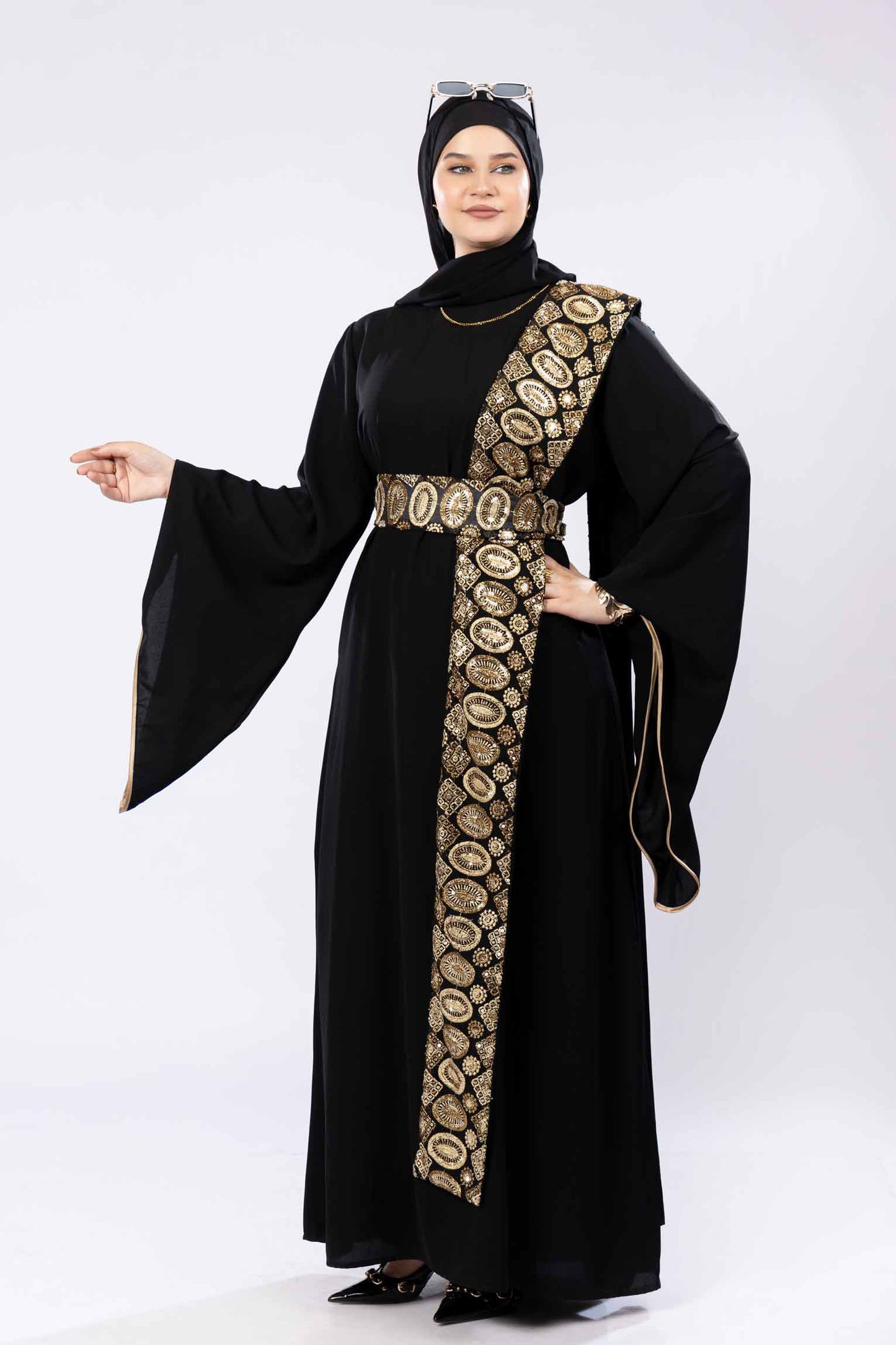 عبايه بدون طرحه