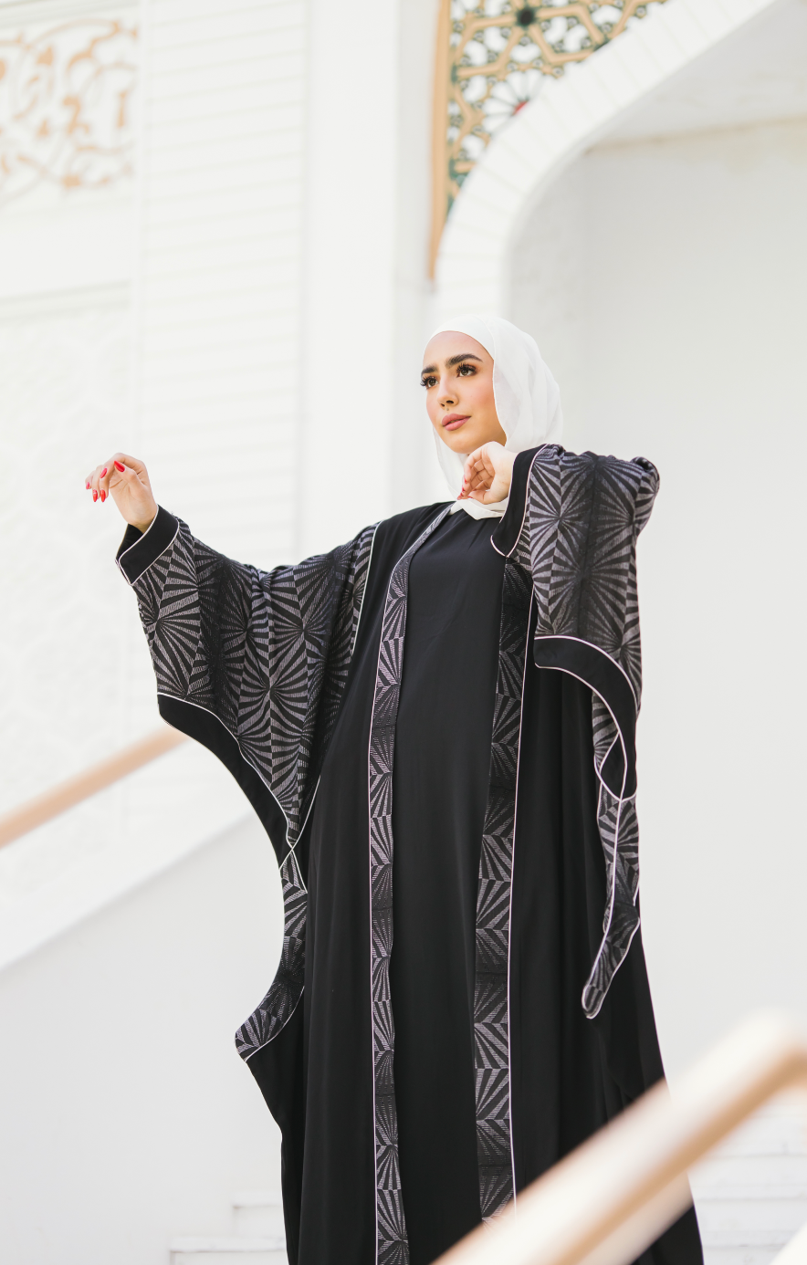 Black pattern Abaya - BERIONY